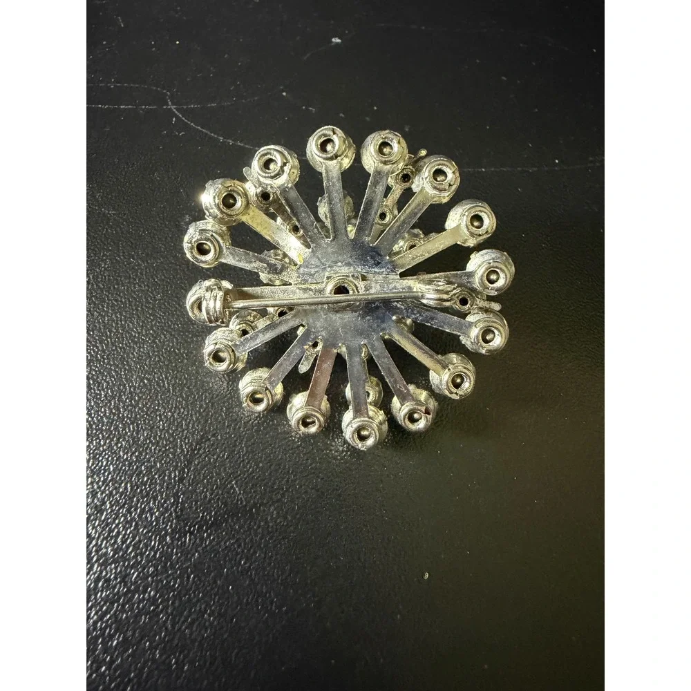 Vintage Sunburst Brooch Silver Tone Clear Rhinestone Starburst Floral Pin